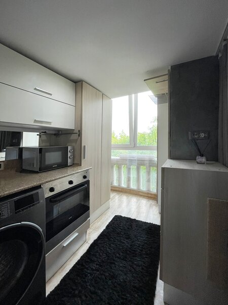 Piata Unirii, 3 camere, design modern, 88 mp, 2 bai, 900 EUR